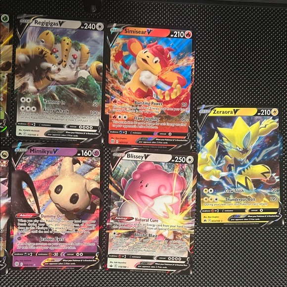 Pokémon V card lot of 9 Cards from Random Sets M/NM - Picture 4 of 4